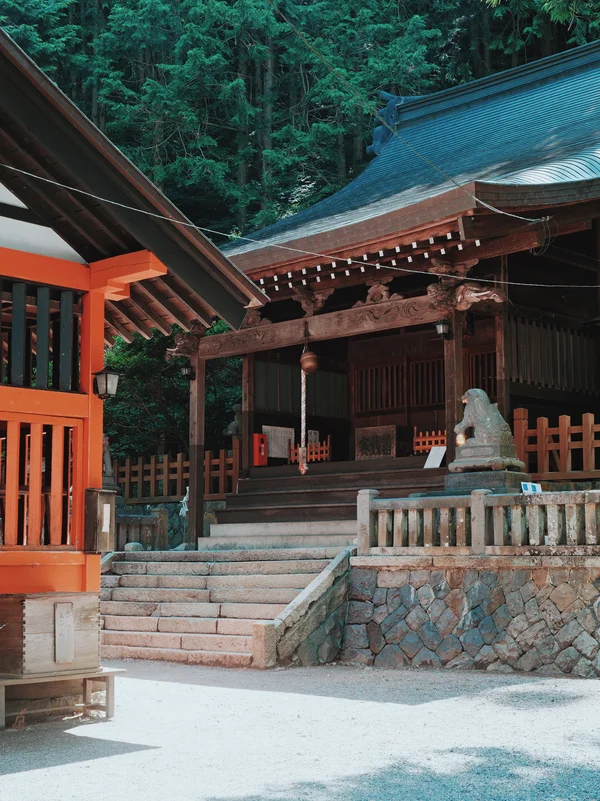 42鎮神社