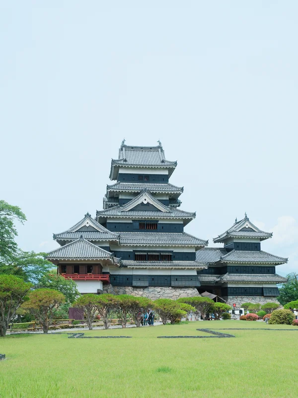 60松本城
